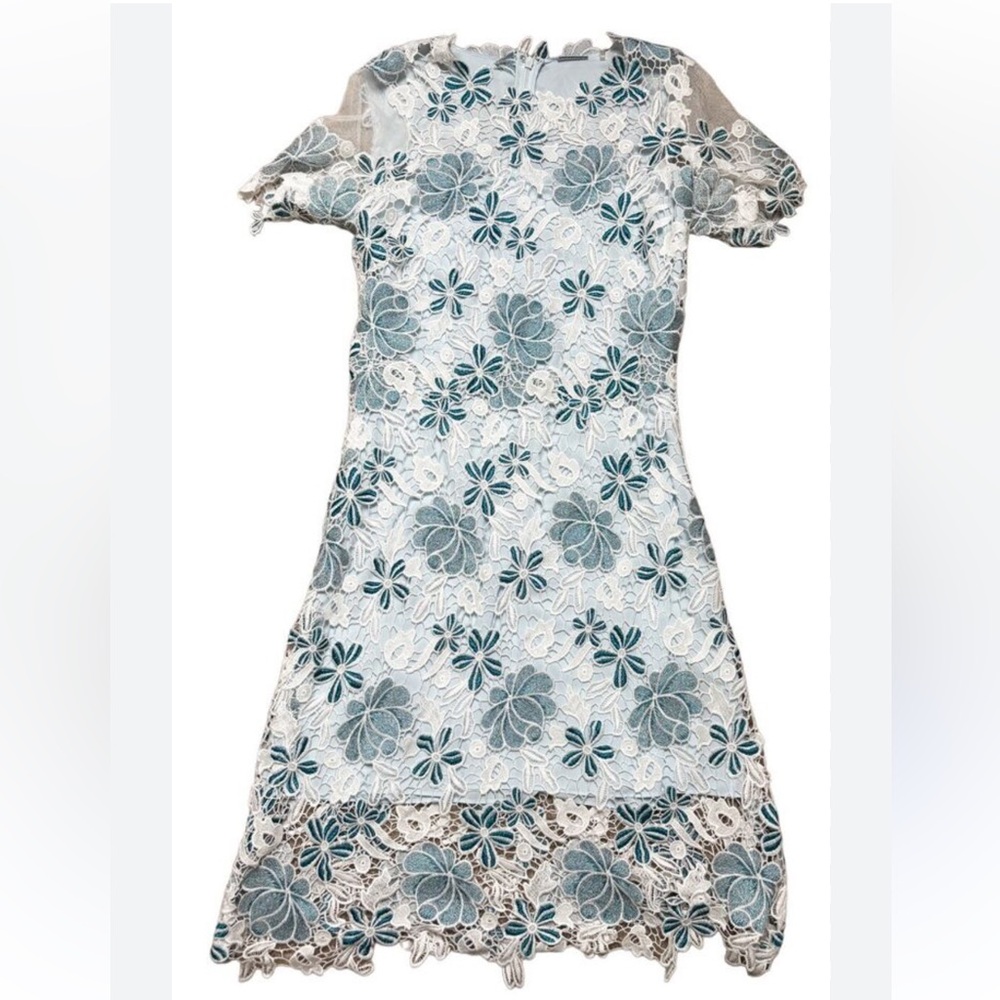 Elie Tahari scalloped white blue floral overlay lace cocktail dress size 12 NWT